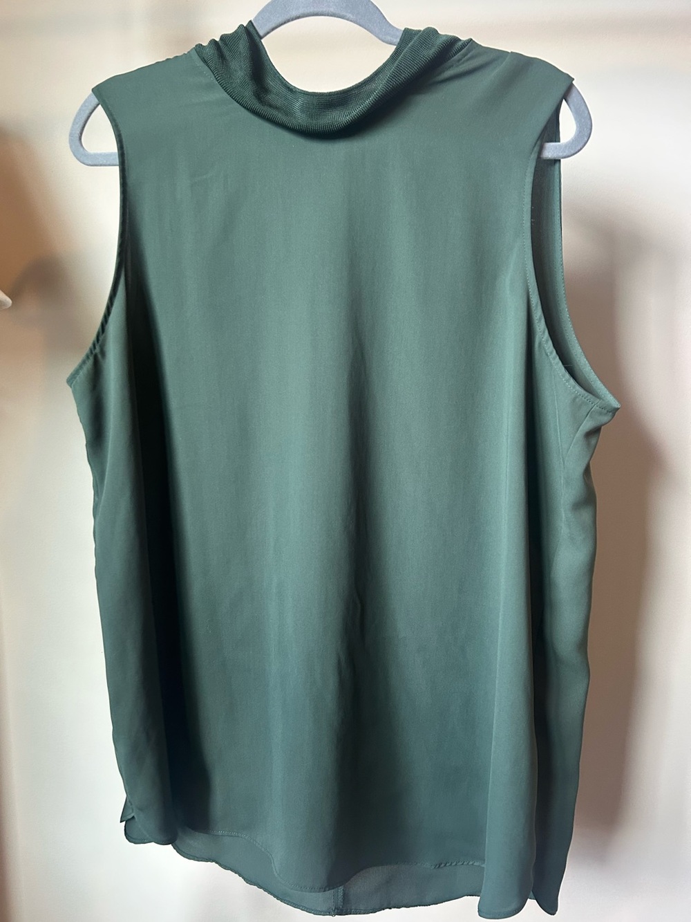 Simply Vera Vera Wang Green Sleeveless Mock Neck Blouse XL